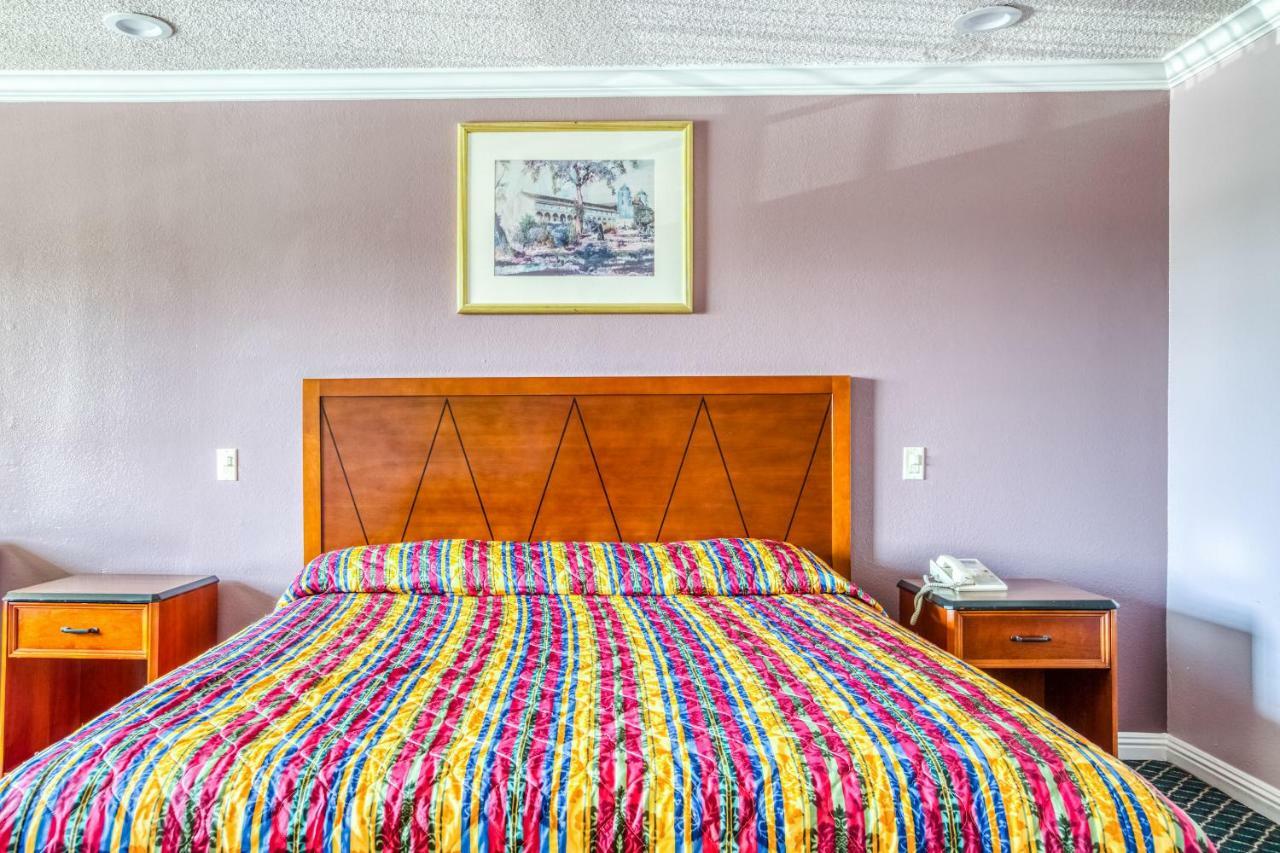 Hotel Whittier, Ca I-605 Экстерьер фото